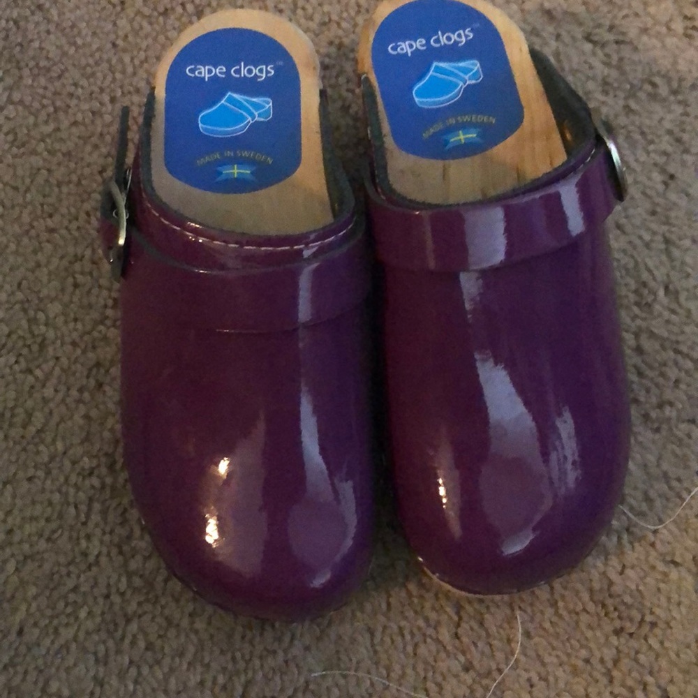 Clogs